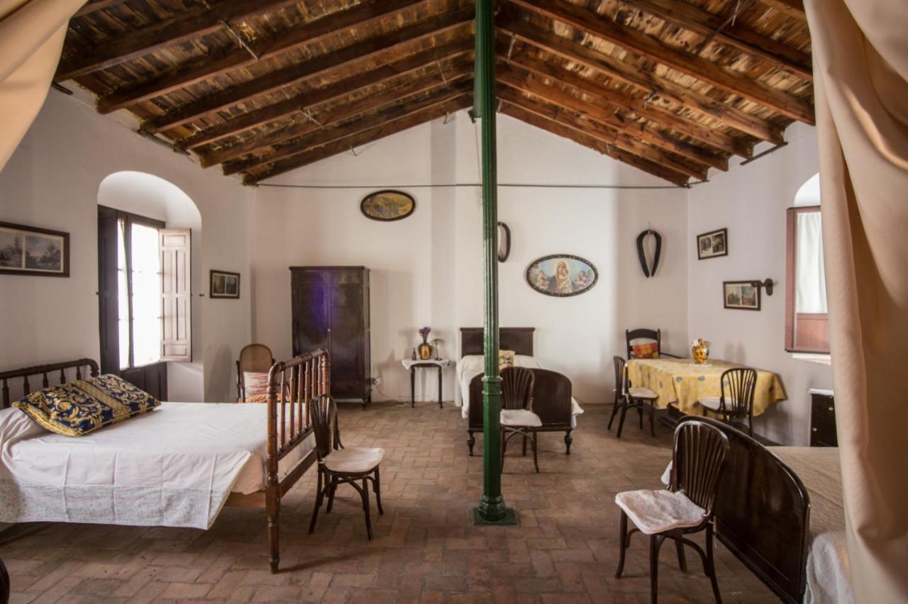 דירות Alcalá de Guadaira La Casa Del Cura 1935 מראה חיצוני תמונה